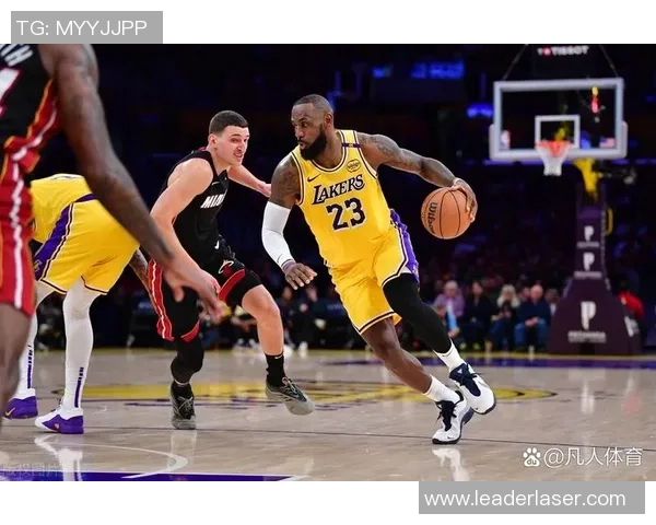 2012年3月湖人与热火经典对决精彩录像回顾与分析